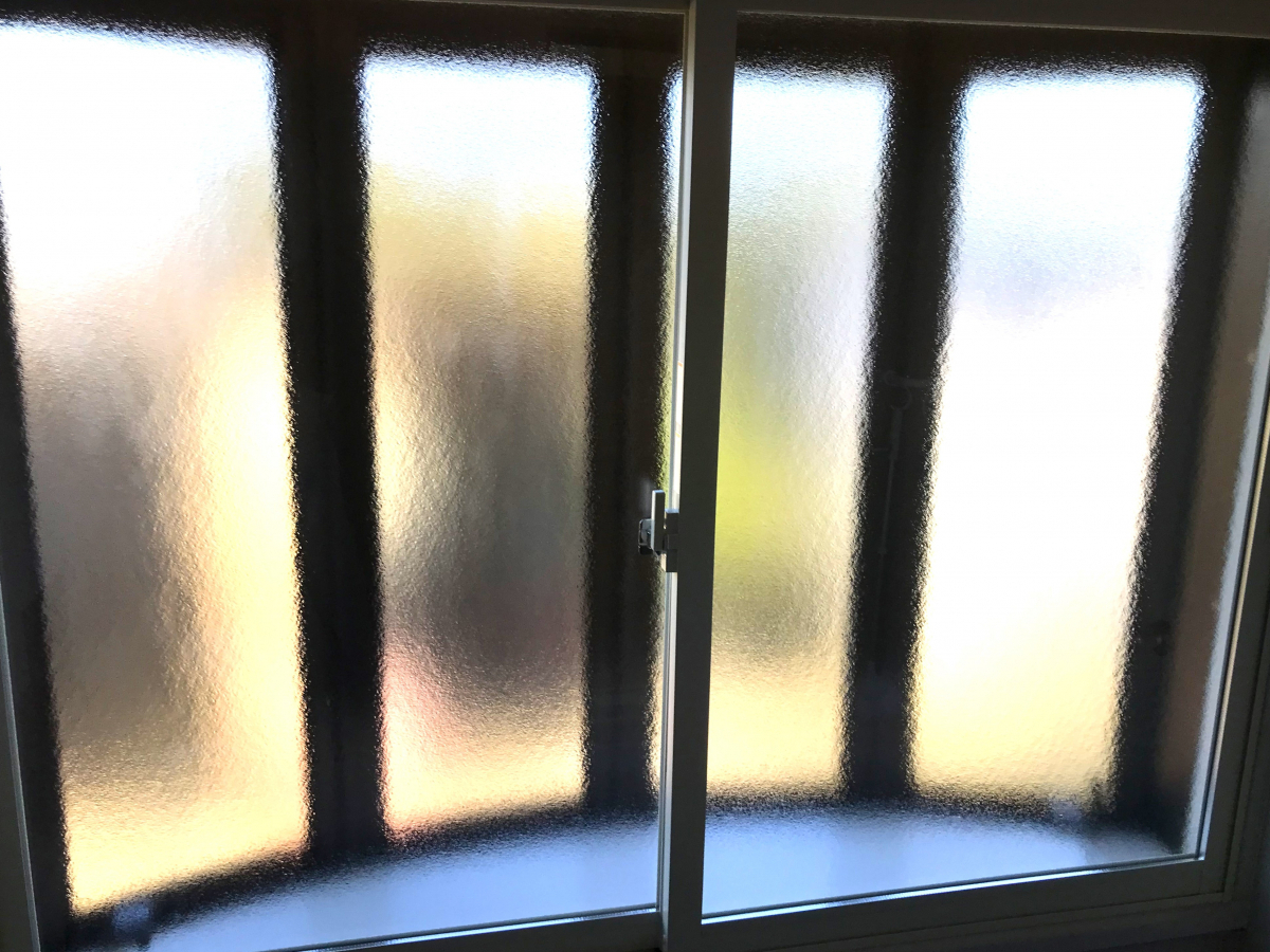 千葉南トーヨー住器の君津市　バスルーム内窓取り付け工事の施工後の写真1