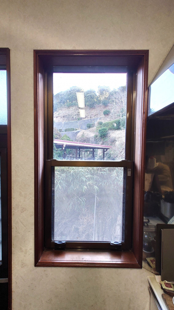 千葉南トーヨー住器の結露でお悩みの方必見!今なら補助金ももらえてお得ですの施工前の写真1