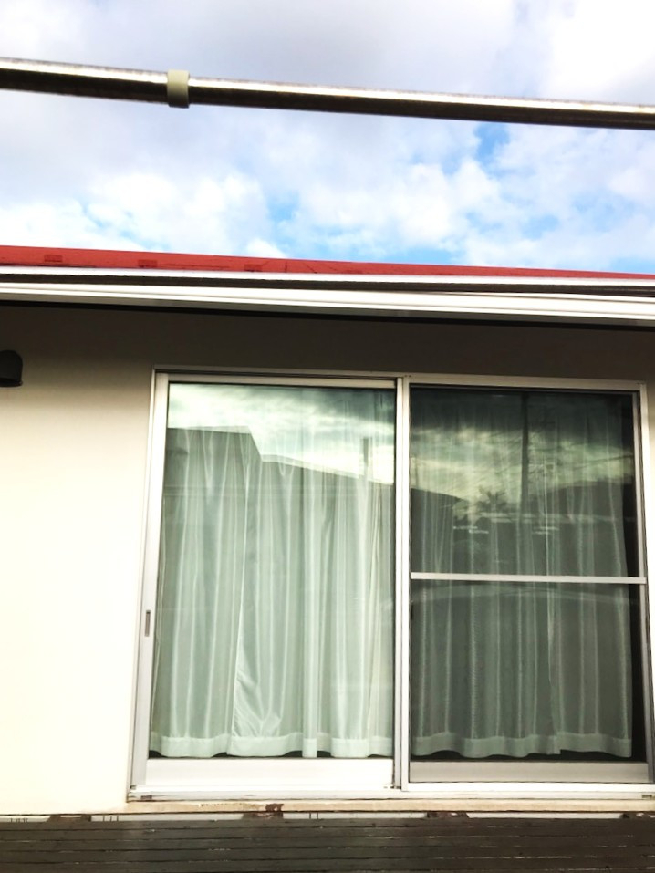 千葉南トーヨー住器の雨戸のない窓が心配ですの施工前の写真1