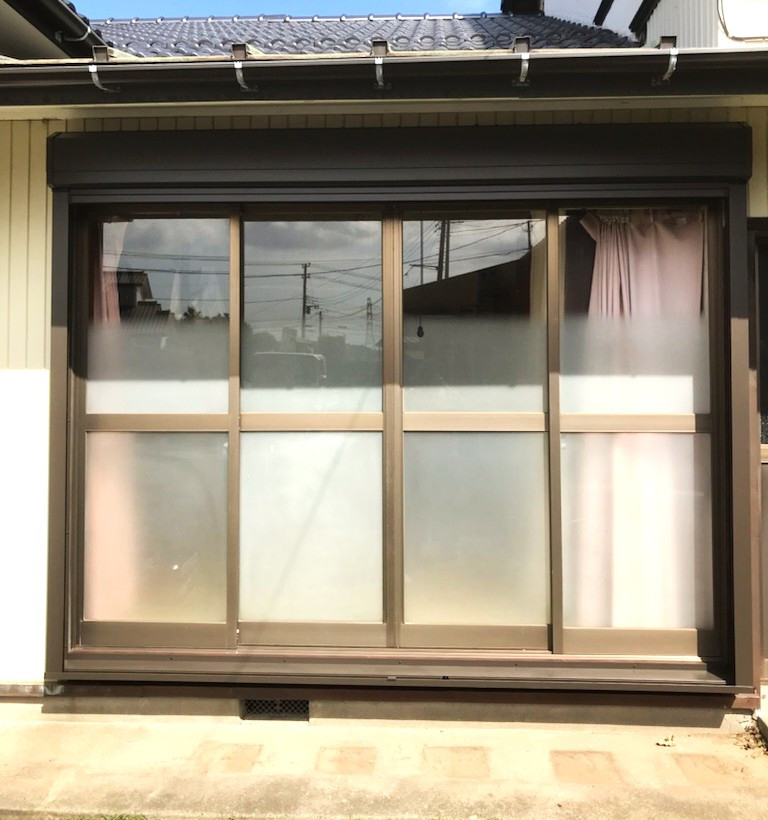 千葉南トーヨー住器の台風に強いシャッターの施工後の写真1