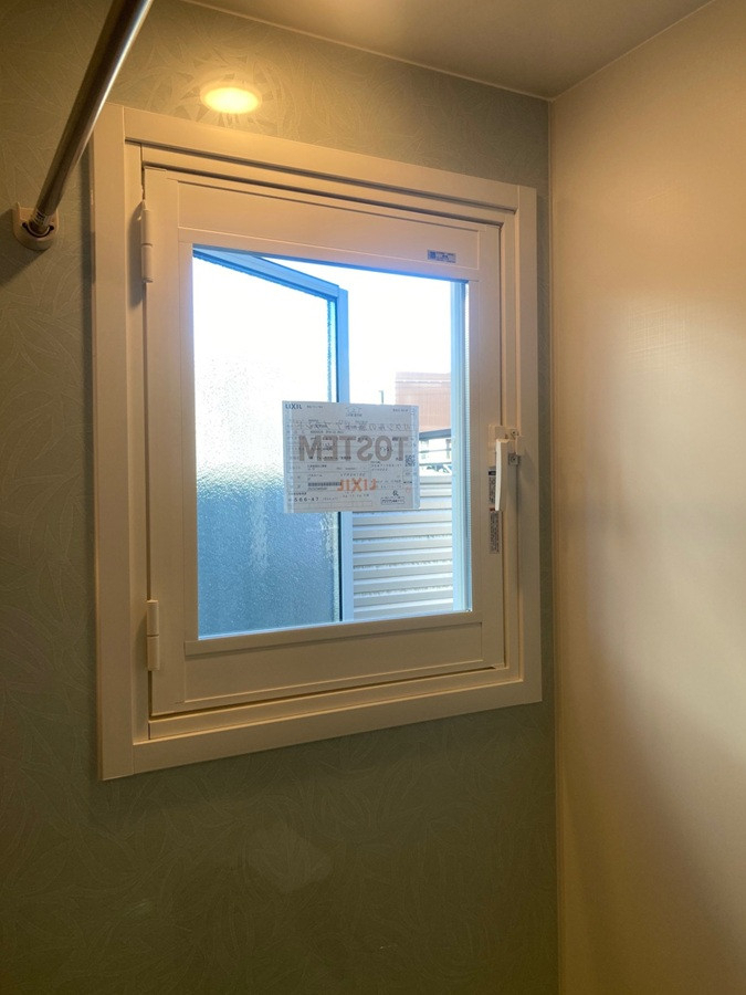 千葉南トーヨー住器の開き窓にもインプラスの施工後の写真1