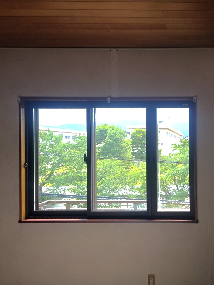 上越良い家創り応援隊のインプラス取付工事の施工後の写真1