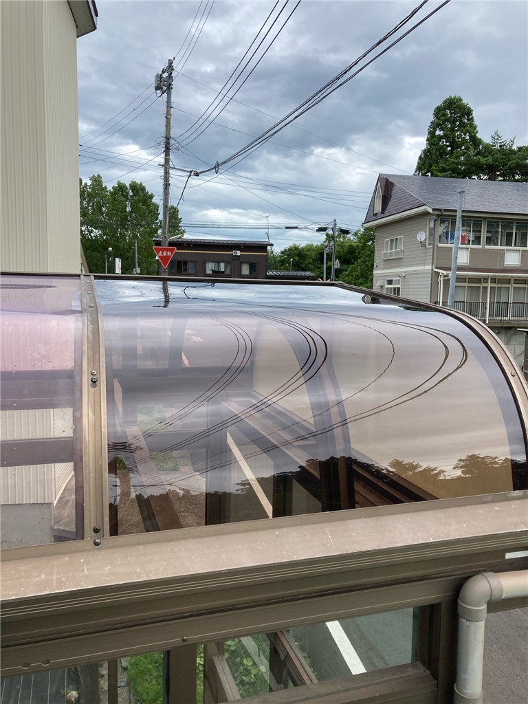 上越良い家創り応援隊の屋根パネル交換工事の施工後の写真1