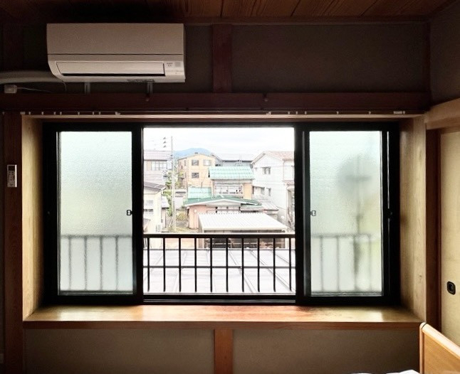 上越良い家創り応援隊のインプラス取付工事の施工後の写真1