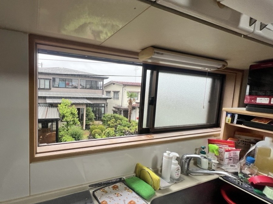 上越良い家創り応援隊のインプラス取付工事の施工前の写真1