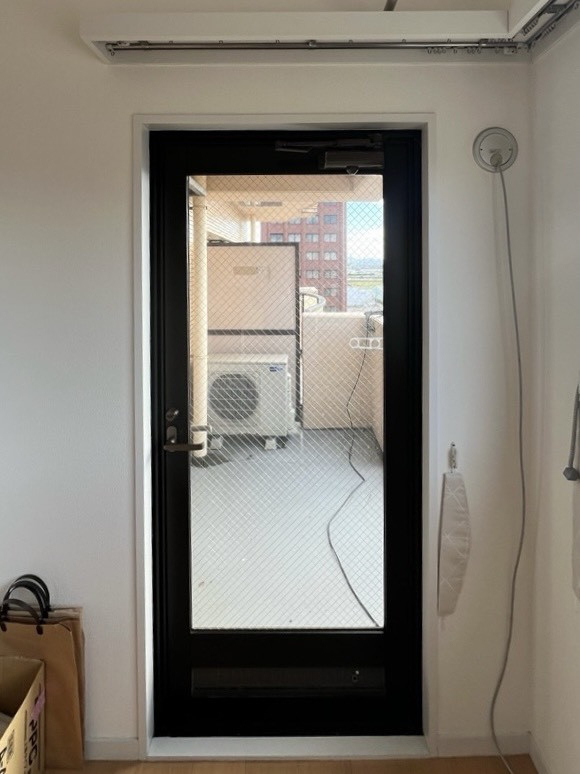 上越良い家創り応援隊のインプラス取付工事の施工前の写真1