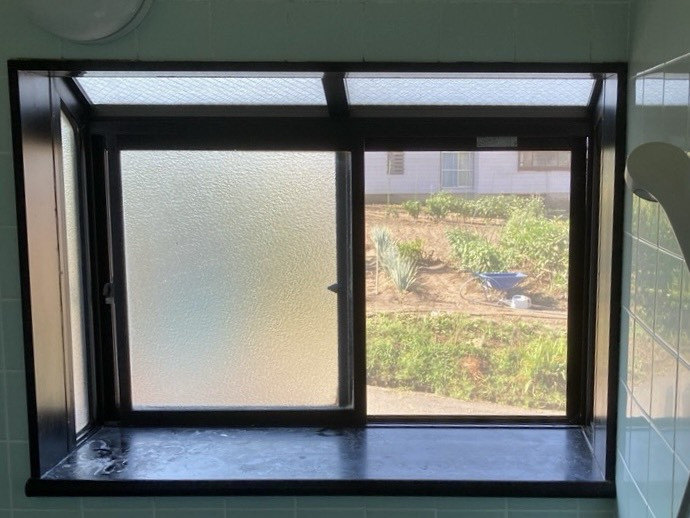 上越良い家創り応援隊のインプラス取付工事の施工前の写真1