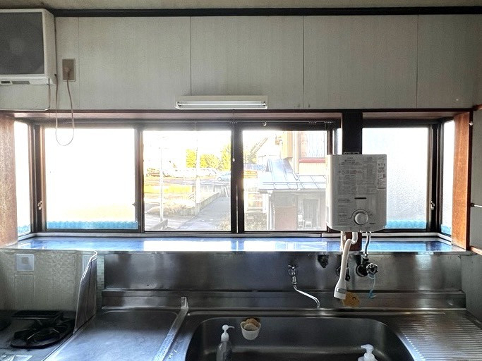 上越良い家創り応援隊のインプラス取付工事の施工前の写真2