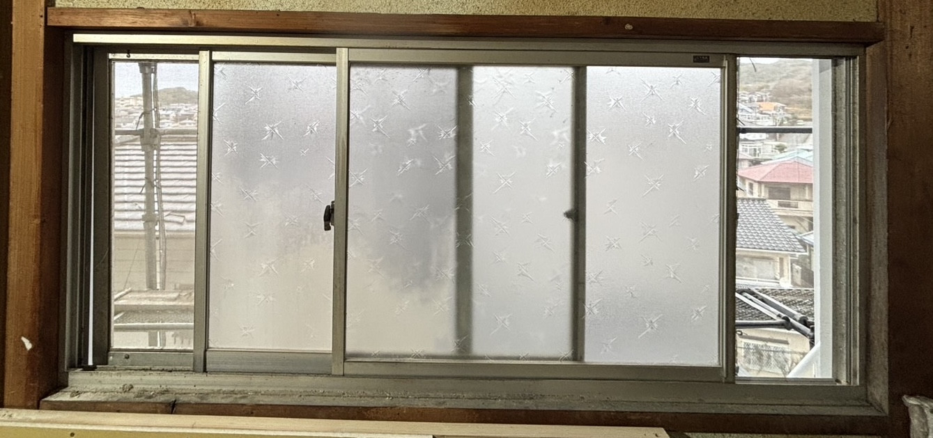 青山サッシ販売のあたたかい窓へ(*^-^*)リフォ-ム☆の施工前の写真1