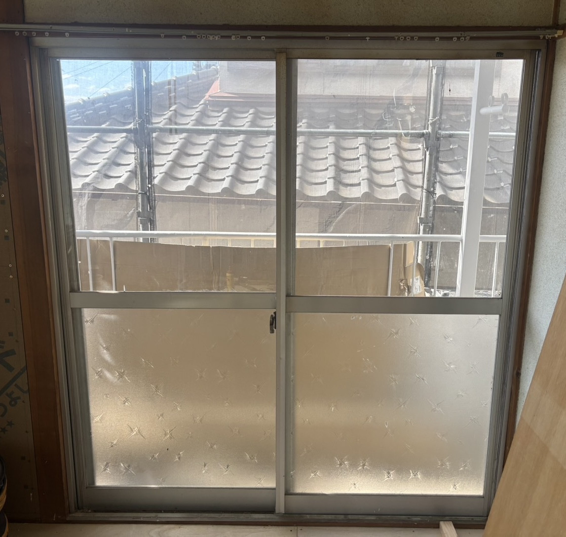 青山サッシ販売のあたたかい窓へ(*^-^*)リフォ-ム☆の施工前の写真3