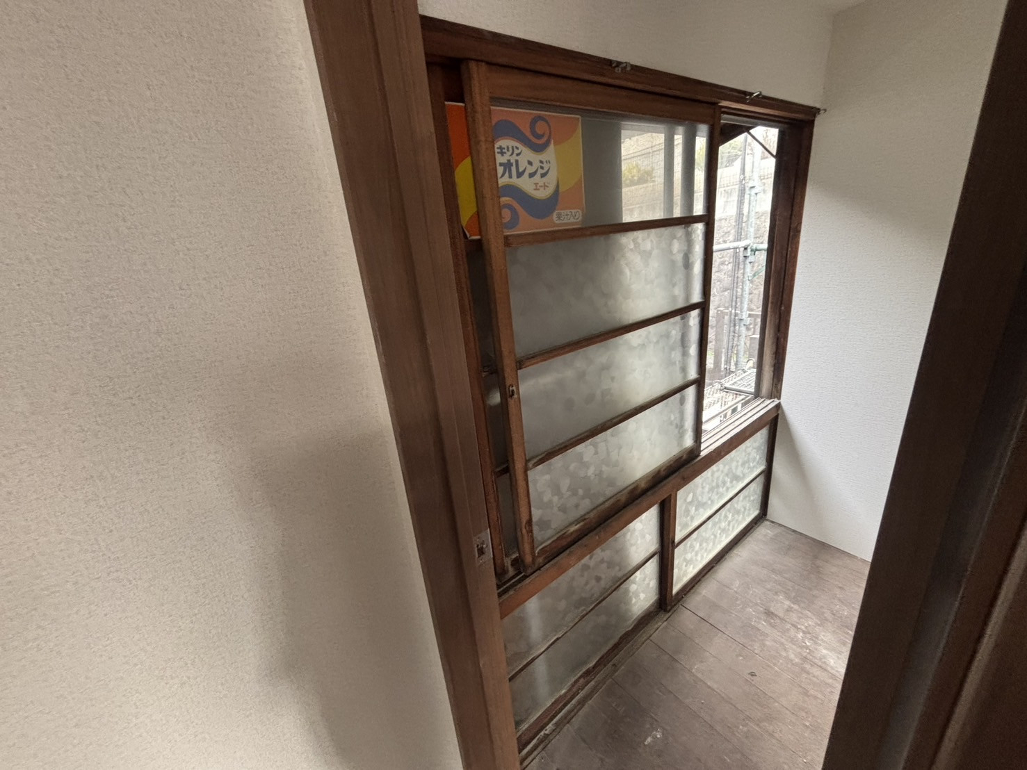 青山サッシ販売の寒い窓から暖かな窓へ☆の施工前の写真2