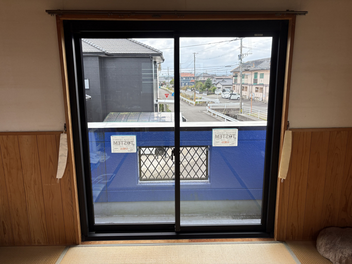 フェニックストーヨー住器の【先進的窓リノベ】リプラスは雨戸はそのまま窓だけ交換可能です！の施工後の写真1