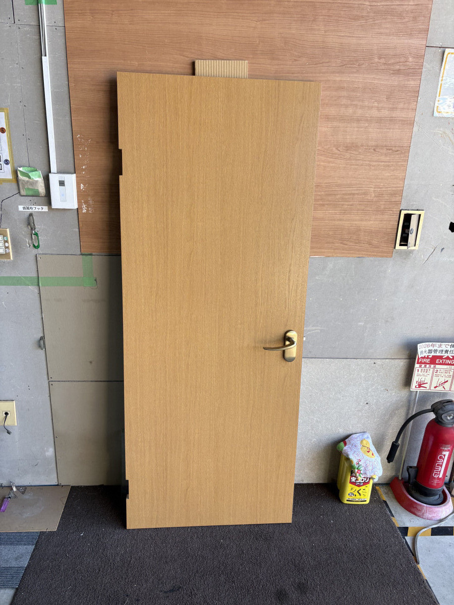 フェニックストーヨー住器の【室内ドア】建具交換の施工後の写真1