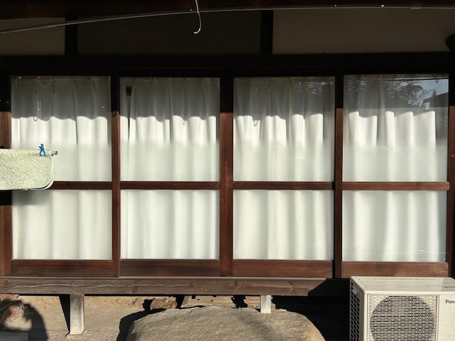 水島アルミトーヨー住器の取替窓　リプラスの施工前の写真1