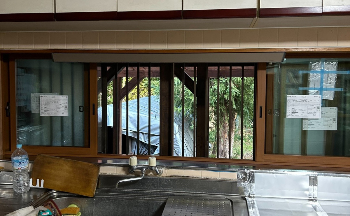 クボガラスの足元の冷え、結露を同時に解消👌の施工後の写真1