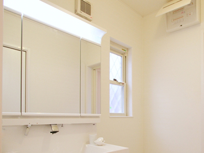 トイレ・洗面所の寒さに注意しましょう!「インプラス」で断熱リフォーム REGALO(レガロ)のブログ 写真1