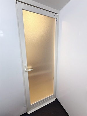【施工事例】浴室ドアのパネル交換【パネル部分のみ】 REGALO（レガロ）のブログ 写真4