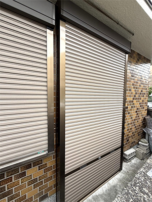 【施工事例】引戸にシャッターの取付｜防犯リフォーム REGALO（レガロ）のブログ 写真3