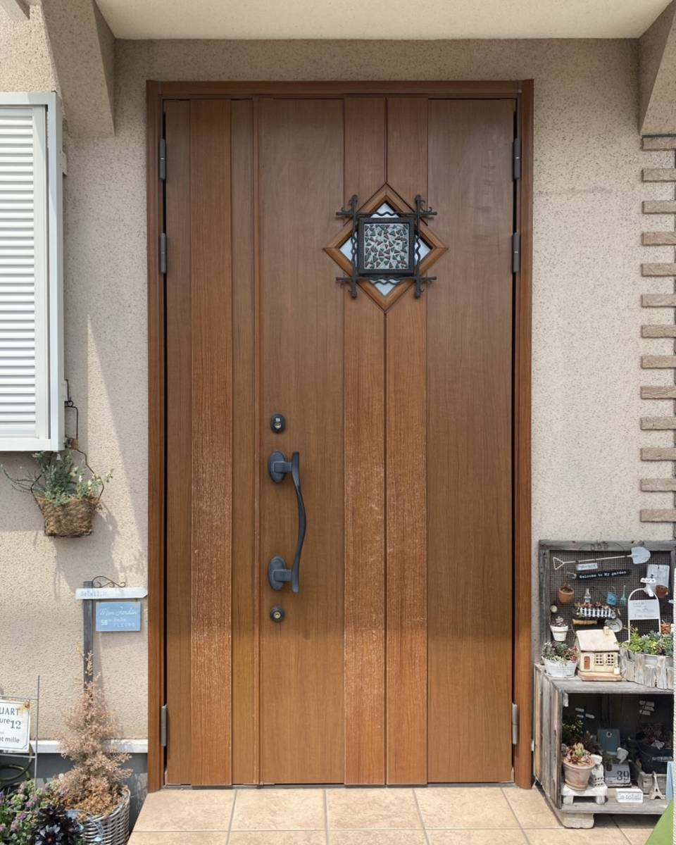 REGALO（レガロ）の玄関ドアの取替！イメージ画像でシュミレーション☆　の施工前の写真1