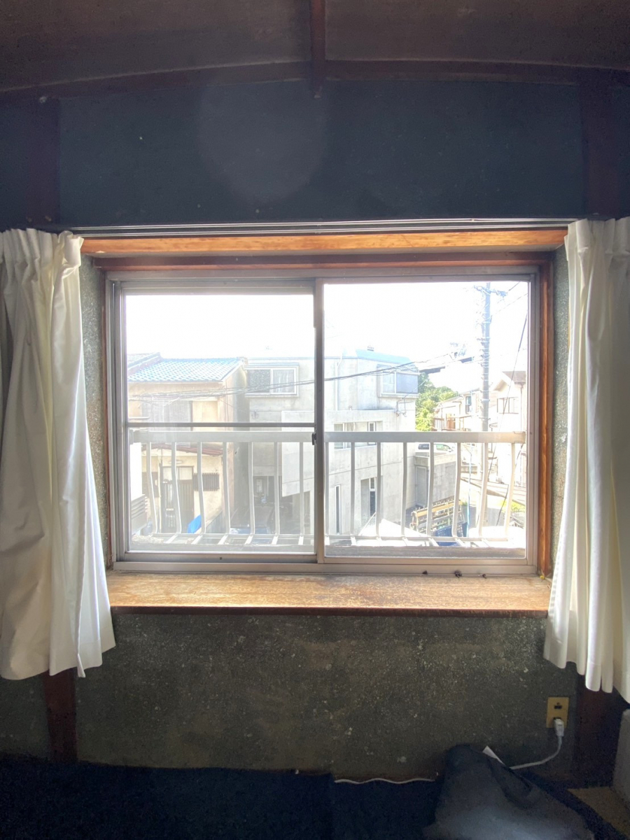 REGALO（レガロ）の補助金大活用！お得に高断熱な窓に取り替えたい☆の施工前の写真1