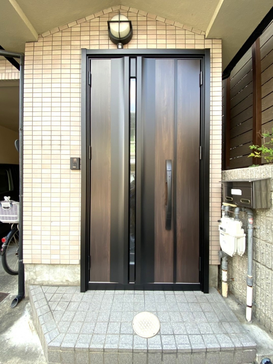 REGALO(レガロ)のリシェントでラクラク!電子錠付き玄関ドアへのお取替え!|の施工後の写真1