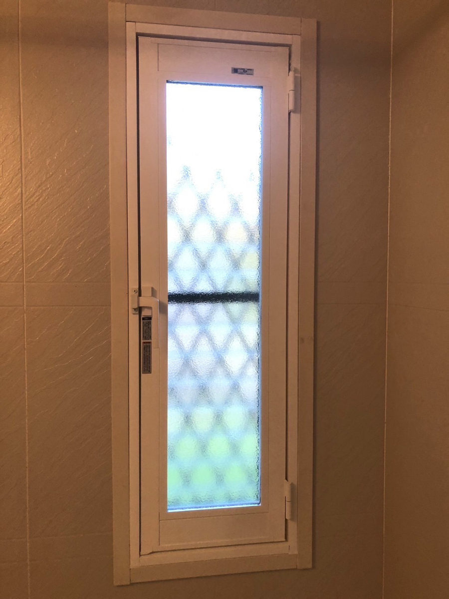 REGALO（レガロ）の浴室窓にも内窓をつけよう☆の施工後の写真1