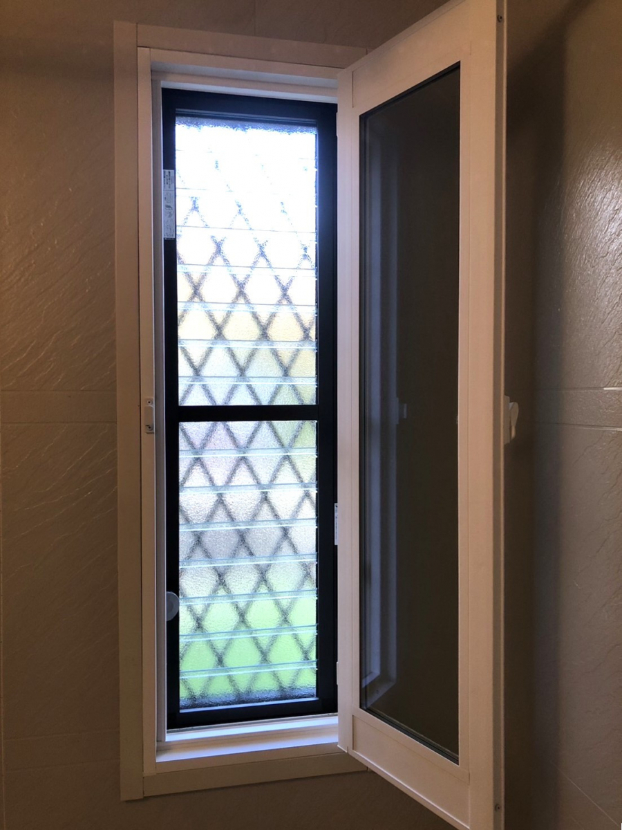 REGALO（レガロ）の浴室窓にも内窓をつけよう☆の施工後の写真2