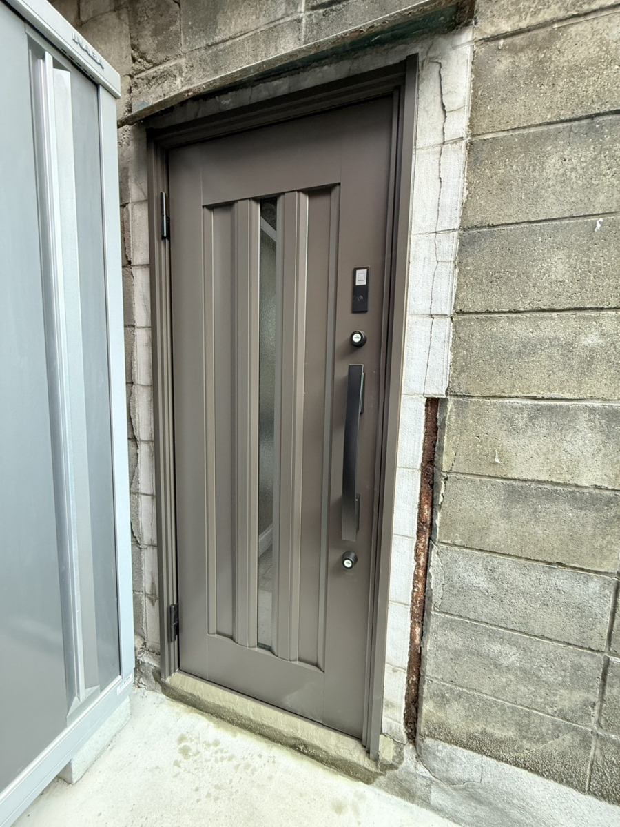 REGALO（レガロ）の電子錠つけました☆勝手口ドアの防犯性をあげたい！の施工後の写真1