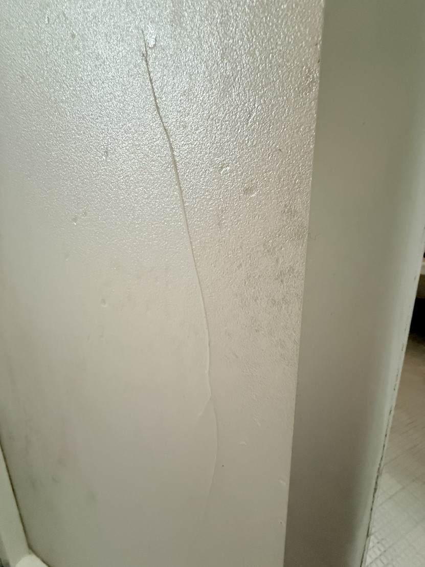 REGALO（レガロ）の浴室折り戸ドアのお取替え！の施工前の写真2