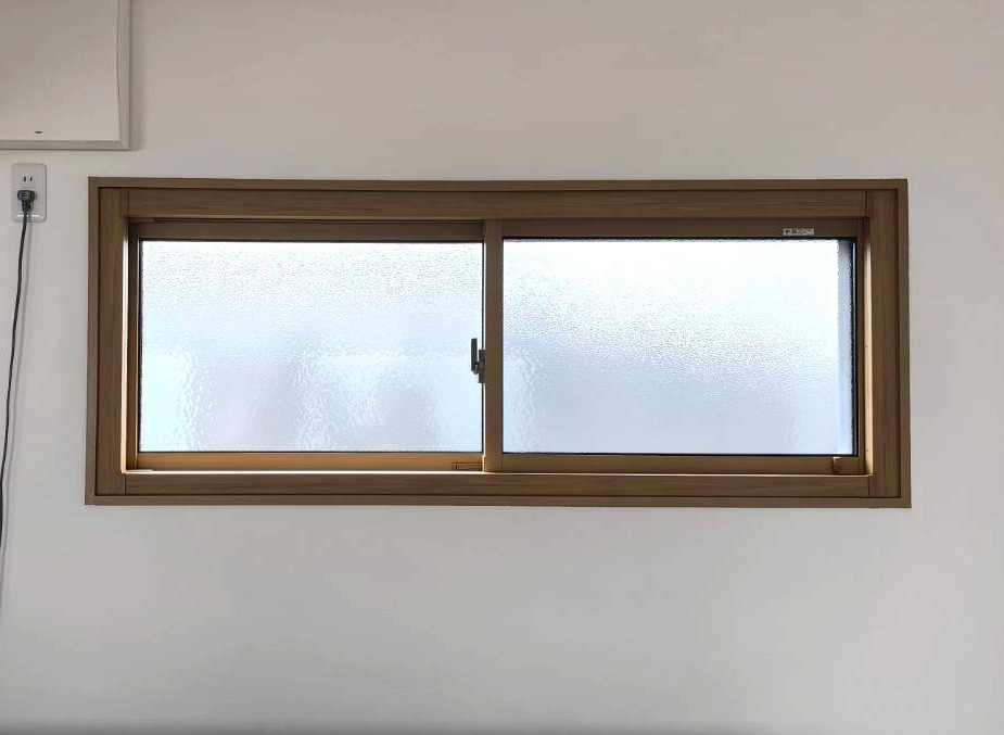 REGALO（レガロ）の続：オフィスの窓を一新！高断熱・機能窓「リプラス」☆の施工後の写真1