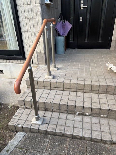 大西アルミ建材 京丹後店の手すり設置工事の施工後の写真1