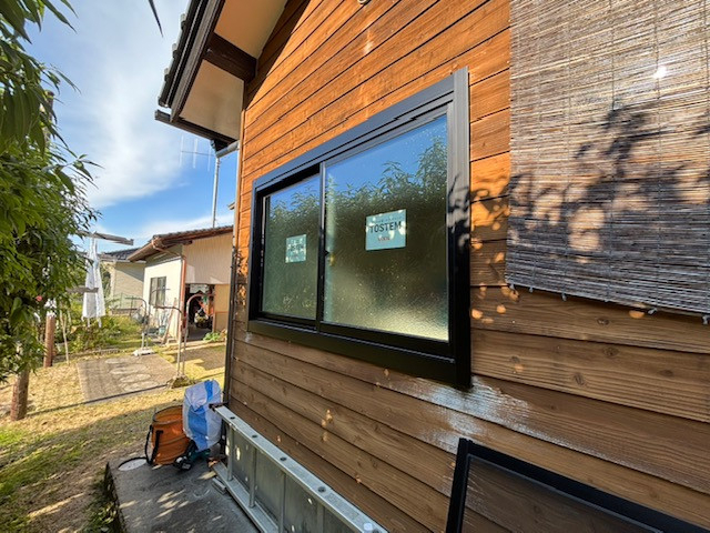 大西アルミ建材 京丹後店の30年前のペアガラス窓、お得に取替えの施工後の写真1