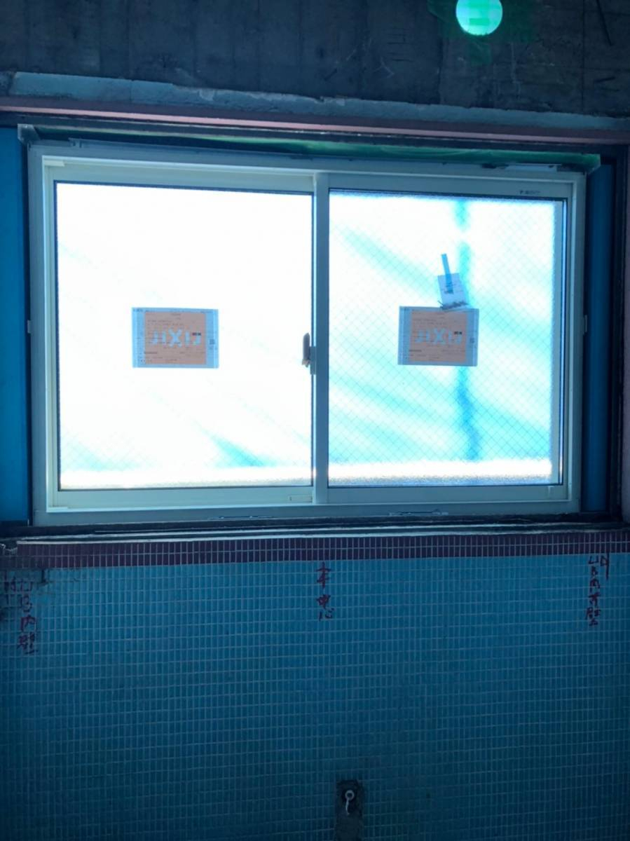 トラス軽金属販売 津島店の引き違い窓をリフォーム！の施工後の写真1