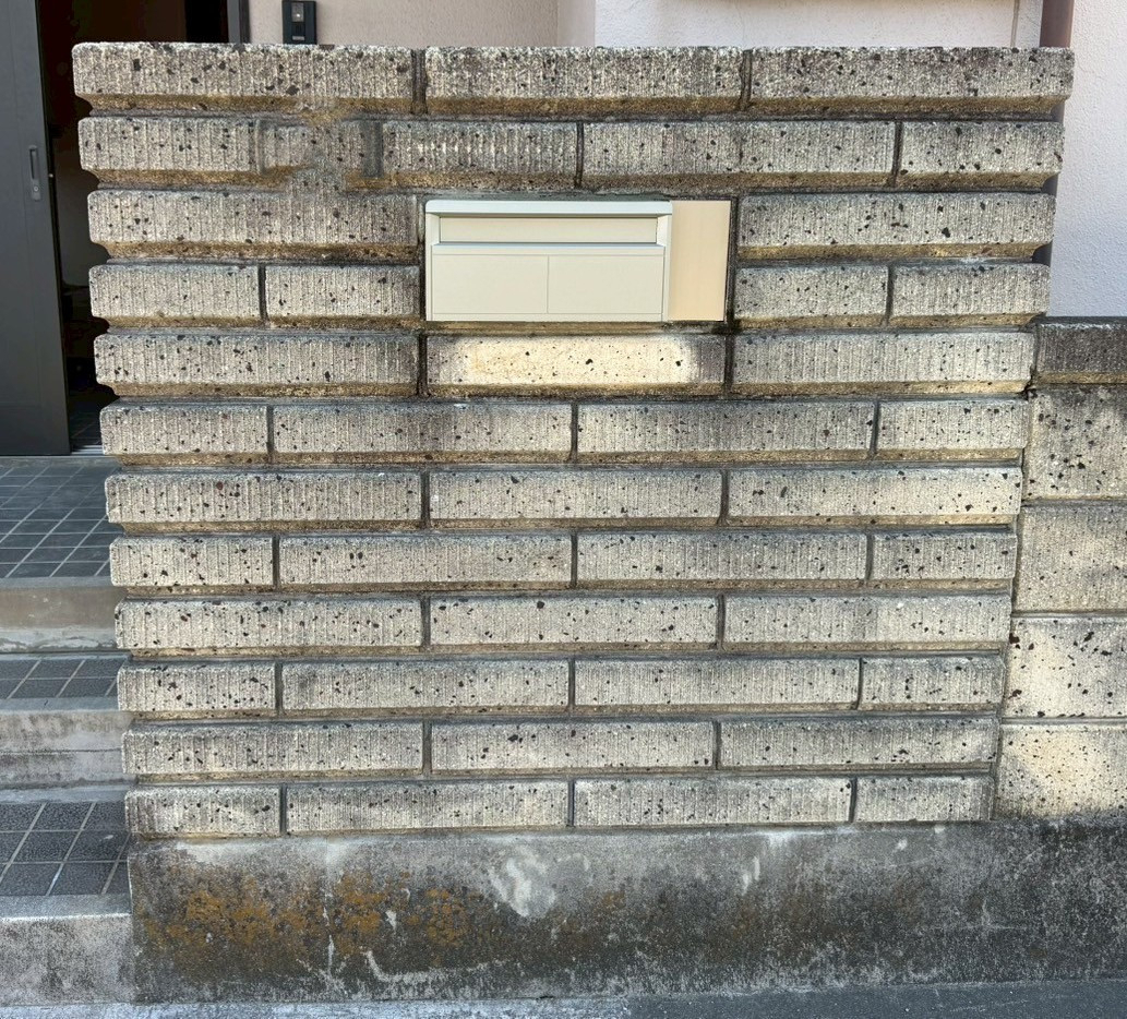 トラス軽金属販売 津島店のポスト交換工事📭の施工後の写真1