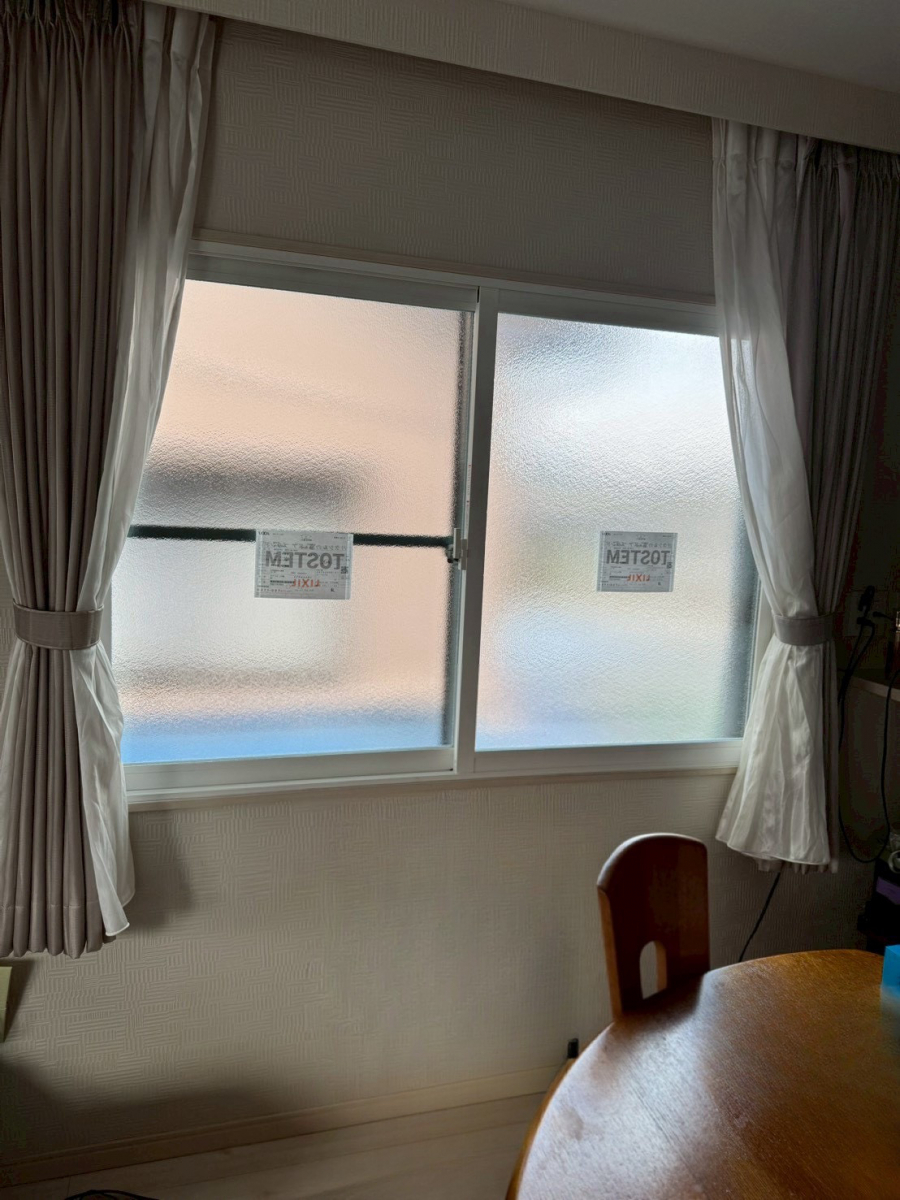 トラス軽金属販売 津島店の寒さ・結露を解消❗補助金を活用した内窓設置リフォームの施工後の写真1