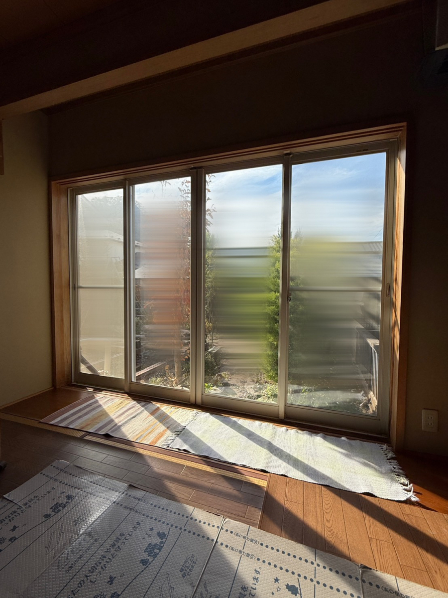 タケダアルミ建材の【インプラス】冬の寒さ対策に！補助金を使ってお得に内窓リフォーム🏠の施工前の写真1