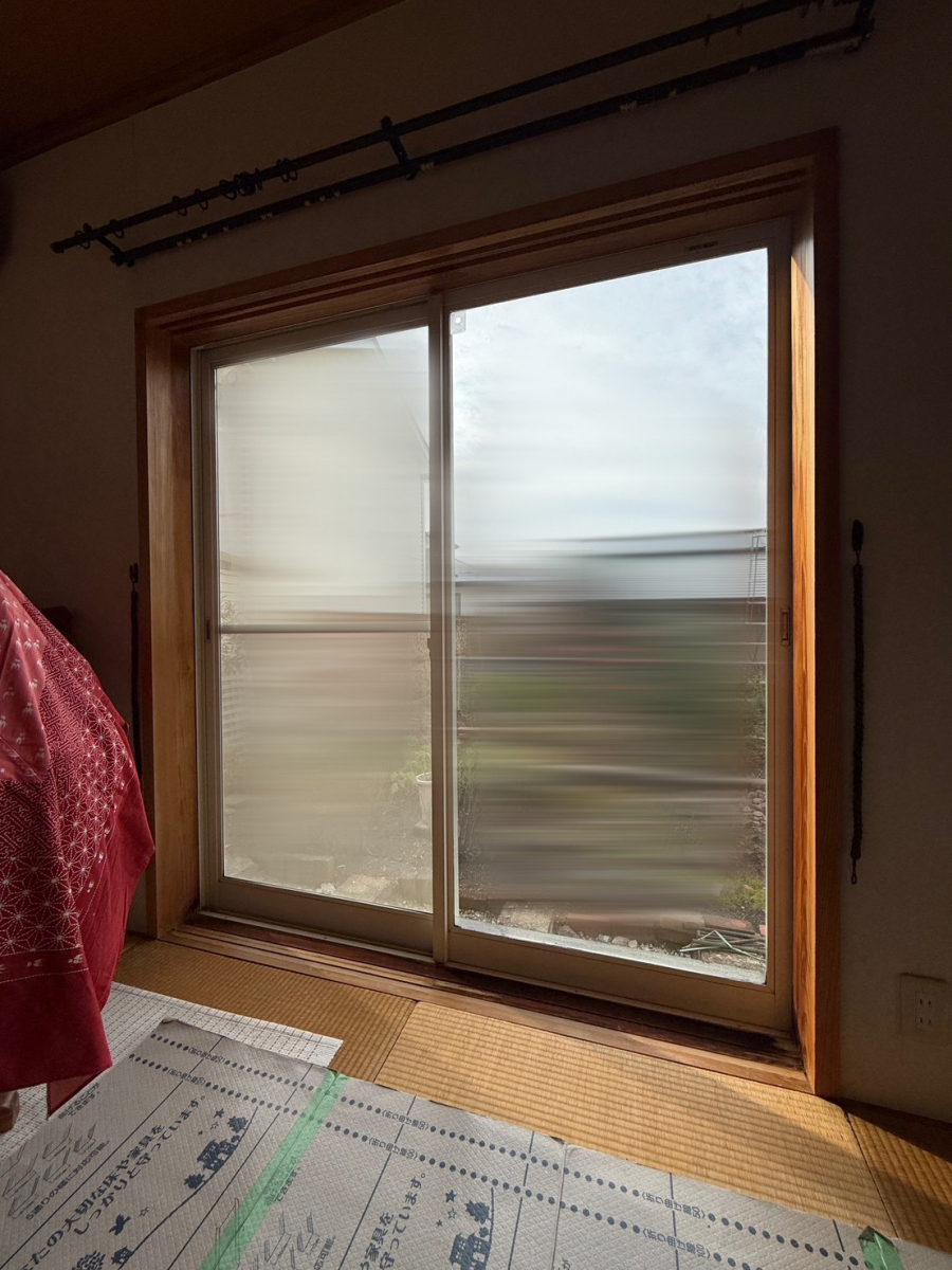 タケダアルミ建材の【インプラス】冬の寒さ対策に！補助金を使ってお得に内窓リフォーム🏠の施工前の写真2