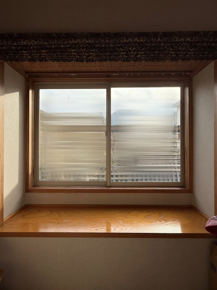 タケダアルミ建材の【インプラス】冬の寒さ対策に！補助金を使ってお得に内窓リフォーム🏠の施工前の写真3