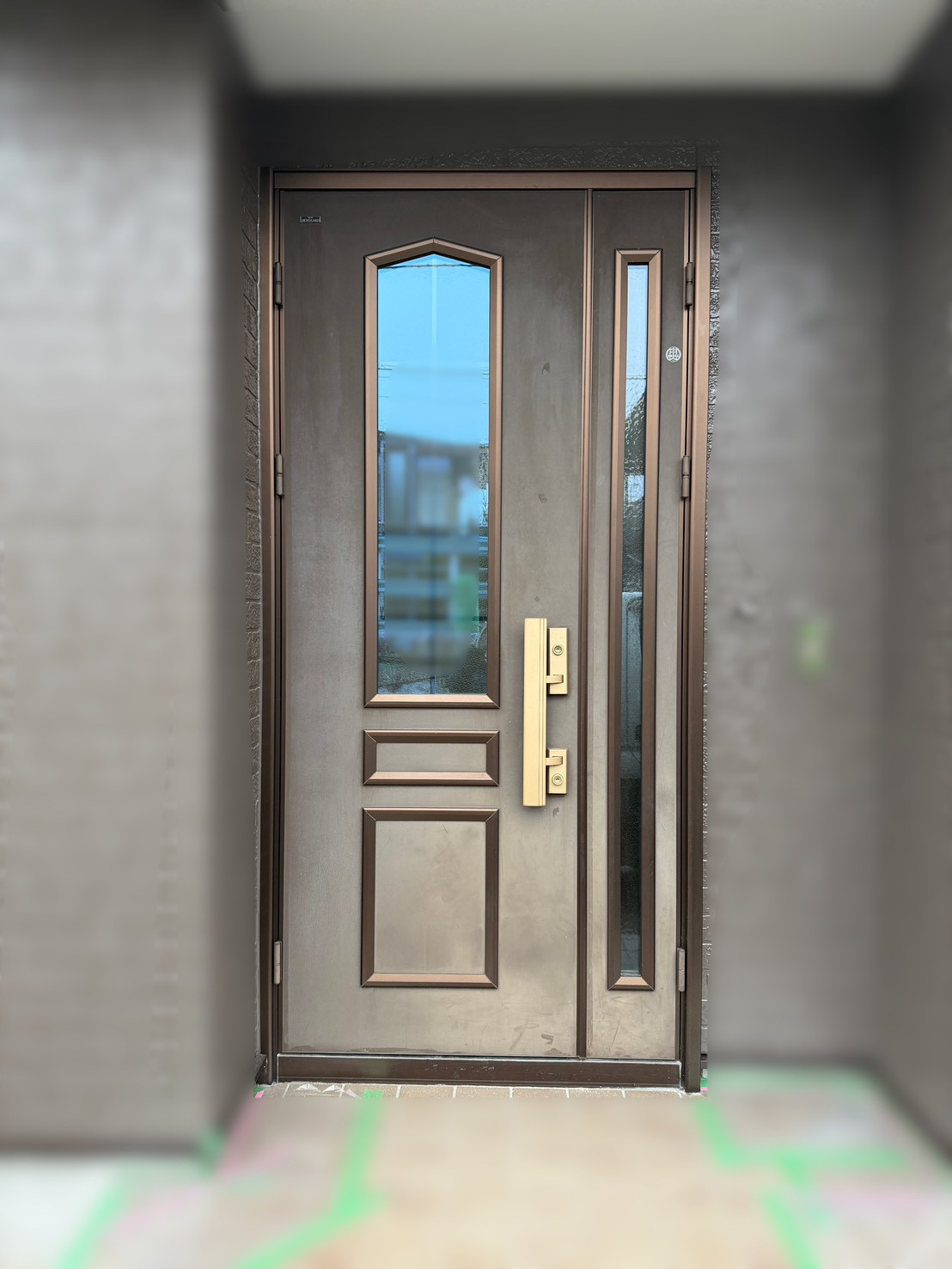 タケダアルミ建材のリシェント玄関ドアで断熱＆防犯性アップ｜山形市施工事例の施工前の写真1