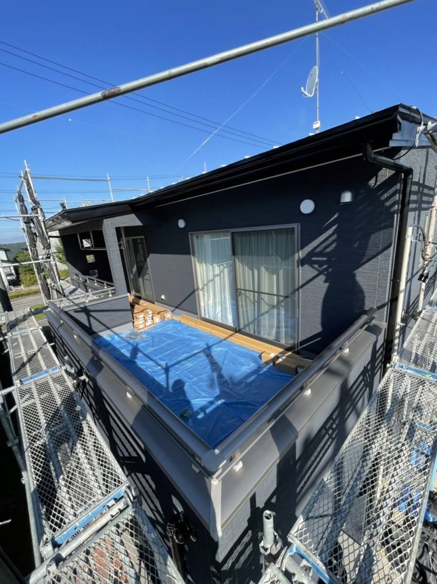 円谷トーヨー住器の【ベランダテラス囲い工事】の施工前の写真1