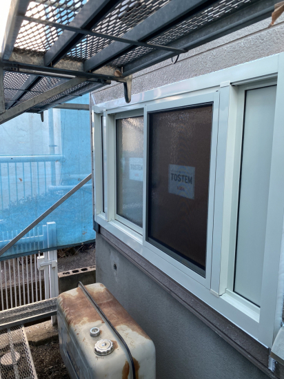 円谷トーヨー住器の浴室窓取替 断熱UP施工事例写真1