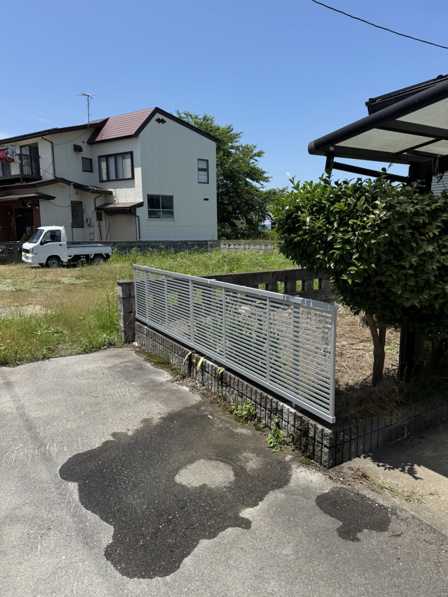 円谷トーヨー住器のフェンス工事の施工後の写真1