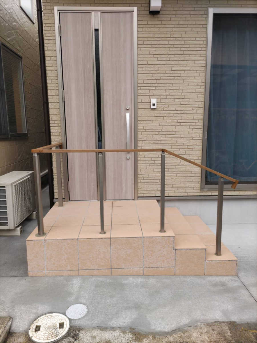 円谷トーヨー住器の【安全対策】グリップライン手摺設置工事の施工後の写真2