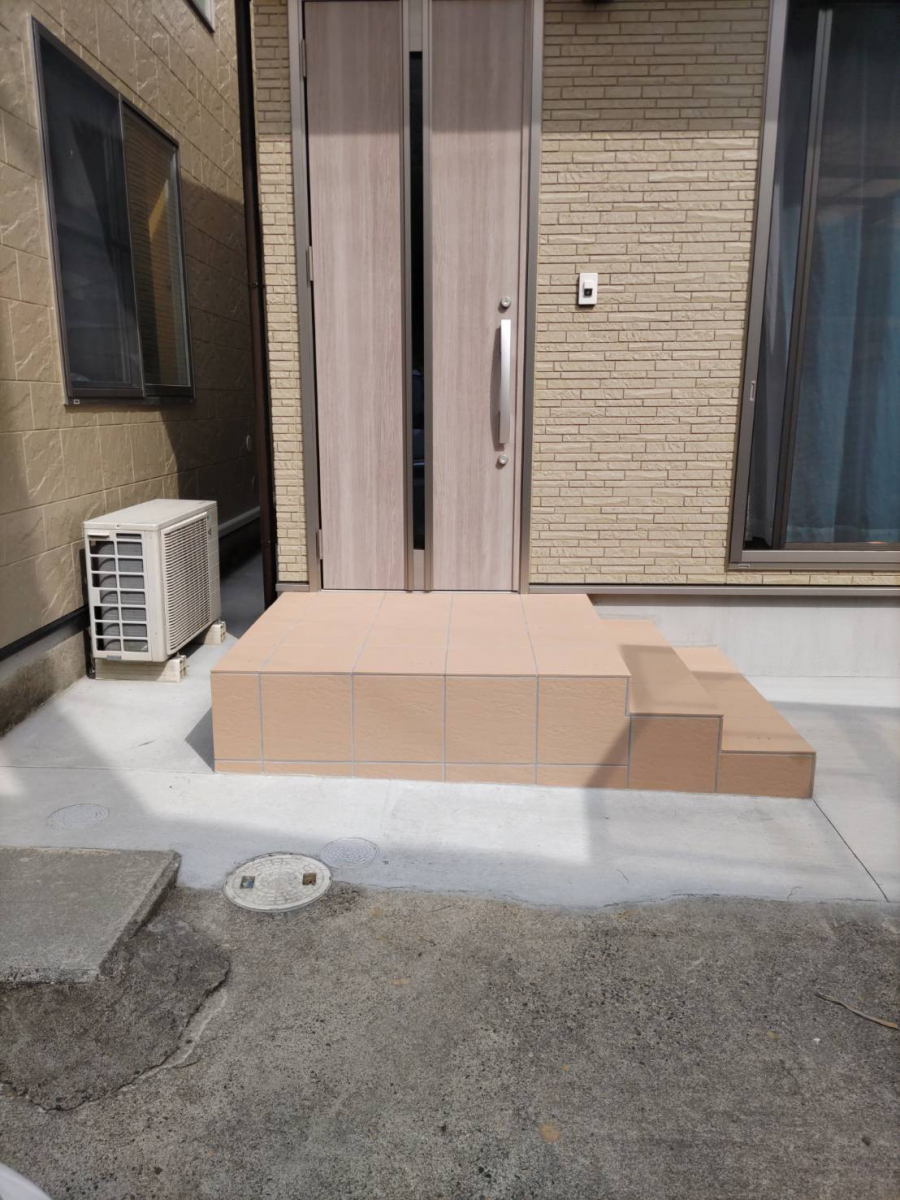 円谷トーヨー住器の【安全対策】グリップライン手摺設置工事の施工前の写真2