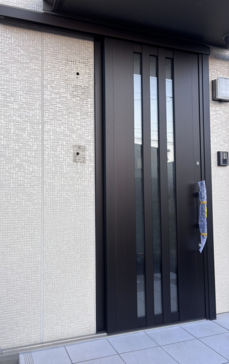 円谷トーヨー住器の【ドアリモ玄関引戸】施工事例の施工後の写真1