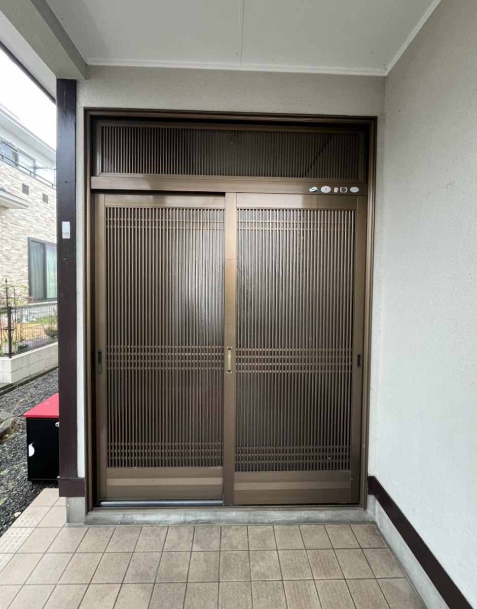 円谷トーヨー住器の【玄関リフォーム】施工事例の施工前の写真1