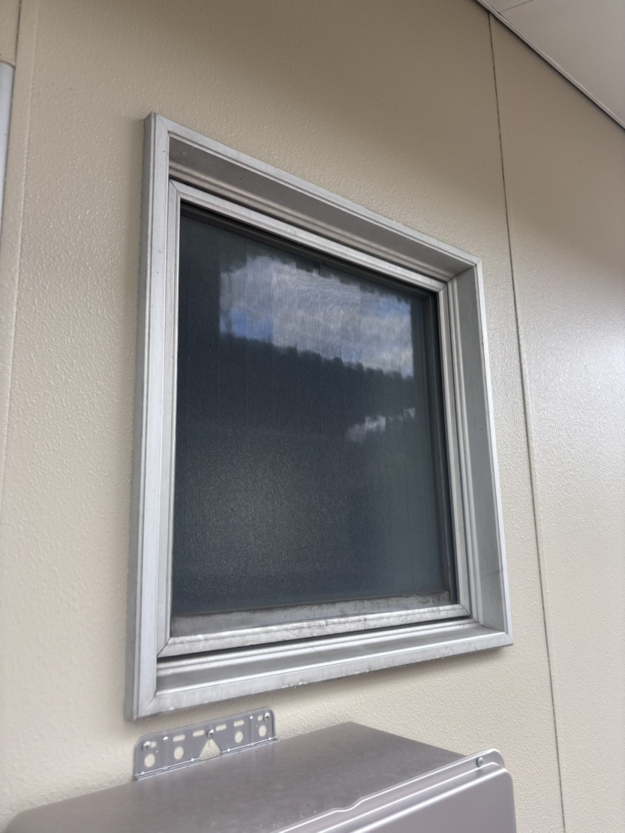 円谷トーヨー住器の【窓断熱リフォーム】リプラスで窓取替の施工前の写真1