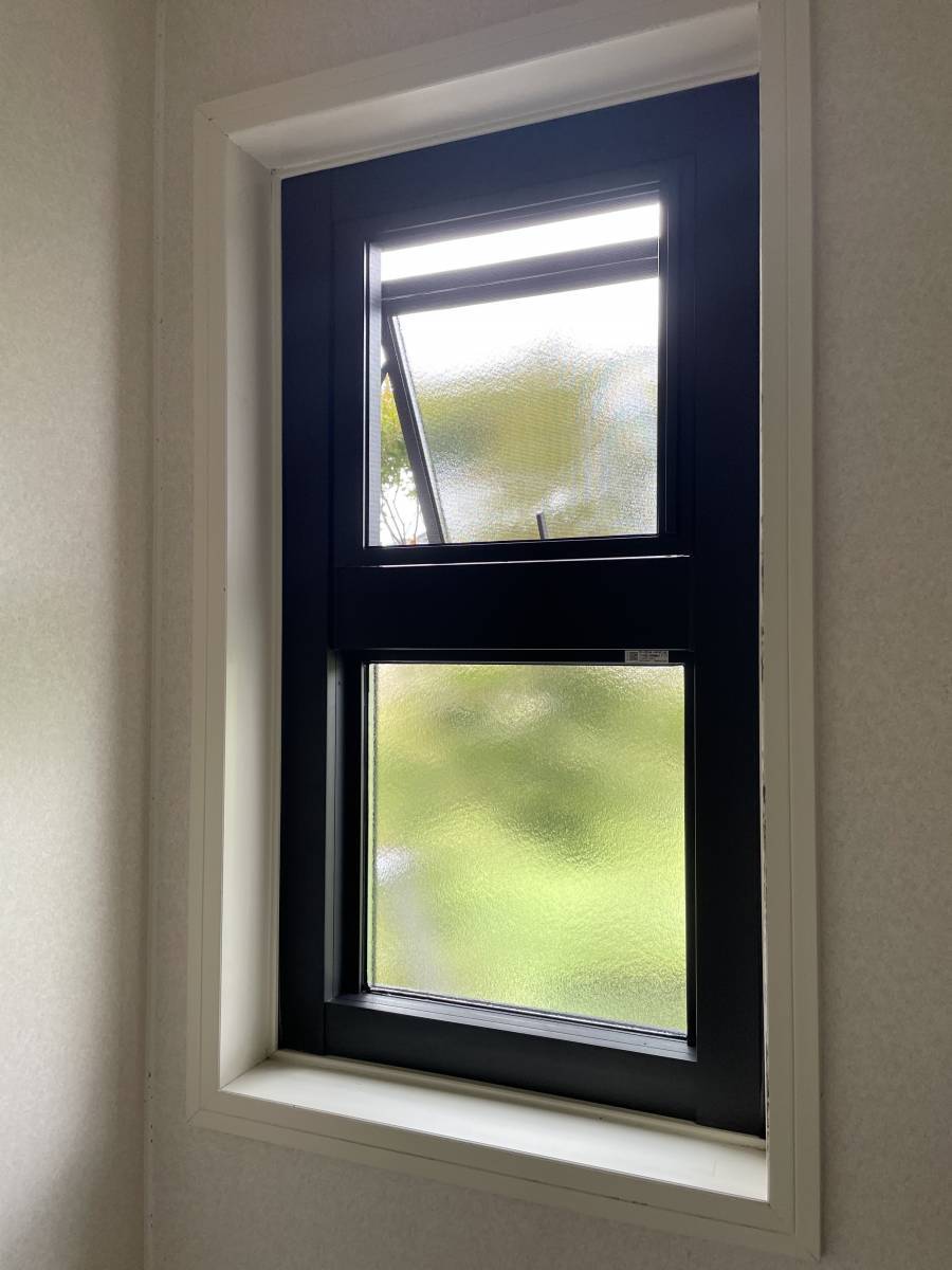 円谷トーヨー住器のリプラスで新しい窓に取り替えました！の施工後の写真2