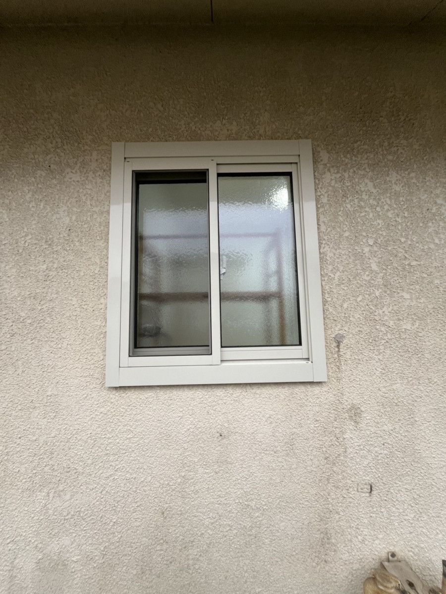 円谷トーヨー住器の【窓リフォーム】寒かった窓を断熱窓に交換の施工後の写真1