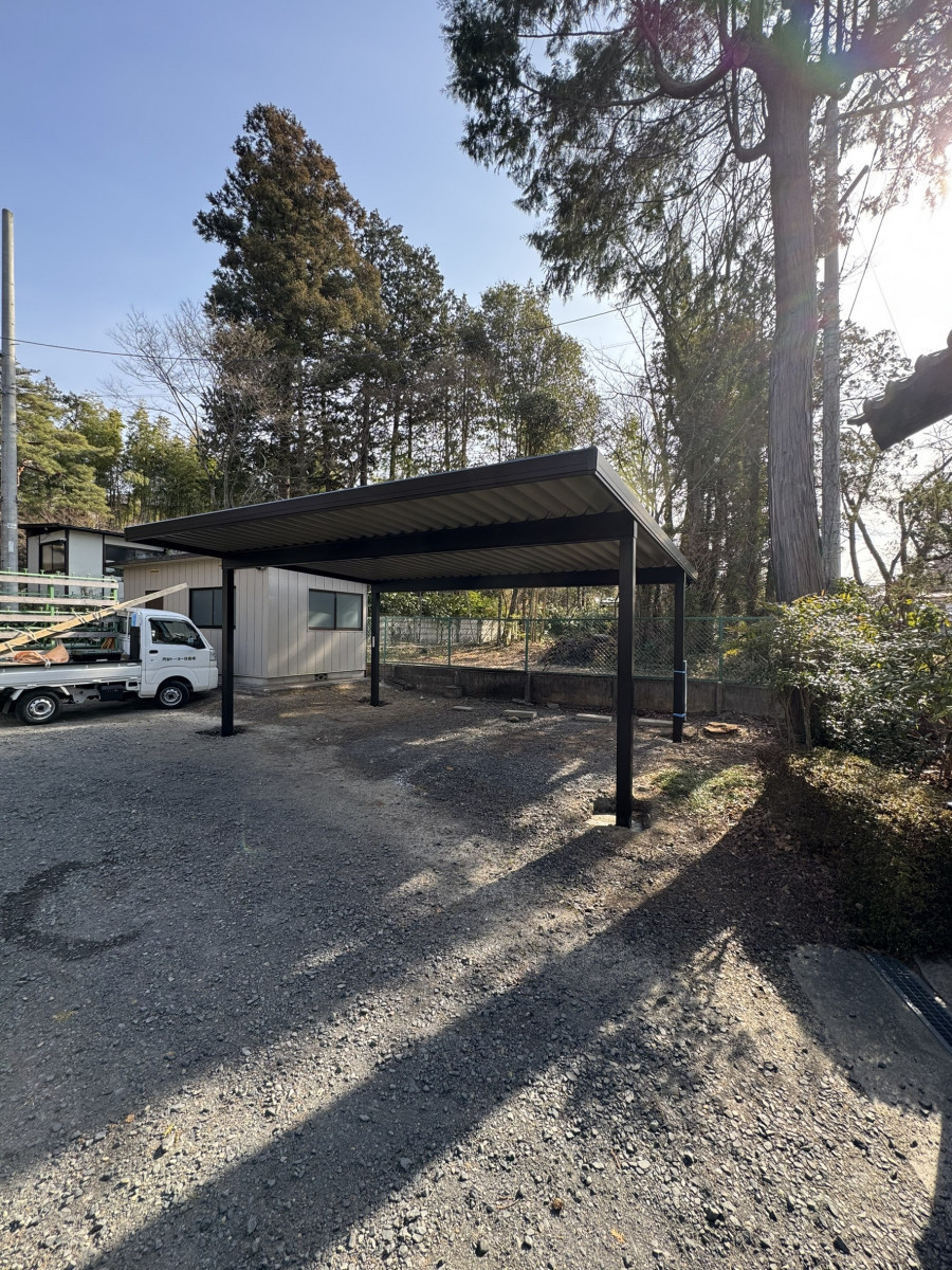 円谷トーヨー住器の【カーポート設置】２台用の駐車スペースの施工後の写真1